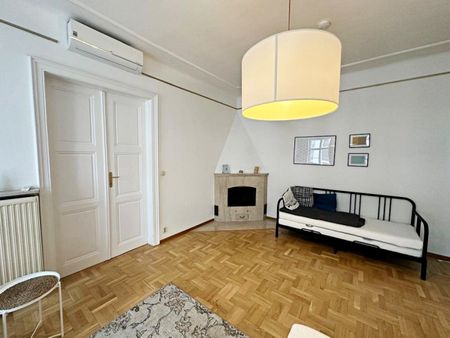 OPERNRING, STAATSOPER, klimatisierte 106 m2 Altbau, 3 Zimmer, Möblierung möglich, Extraküche, 2 Bäder, 4. Liftstock - Photo 2