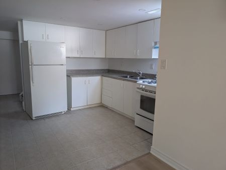For Lease - 2424 Whaley Drive Unit# BSMT, Mississauga, Ontario - Photo 2