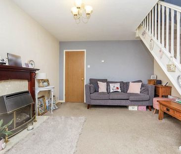 2 bedroom semi-detached house to rent - Photo 2
