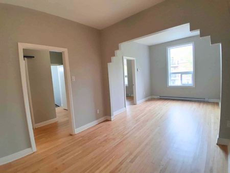 344 Rue Galt, H4G 2P4, H4G 2P4, Montréal - Photo 2