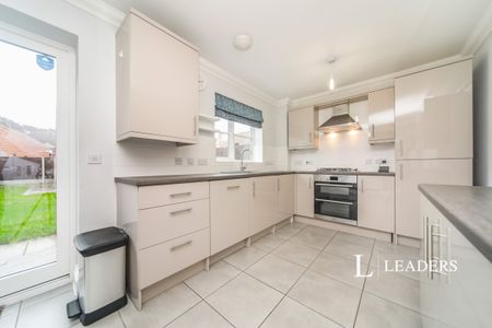 3 bedroom house to rent Poppy Way, IP16 - Photo 5