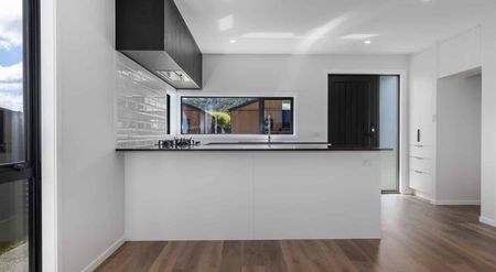 Wallaceville Living - Photo 3