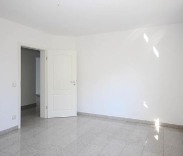 Großzügige Erdgeschosswohnung mit großem Balkon in ruhiger Lage - Photo 3