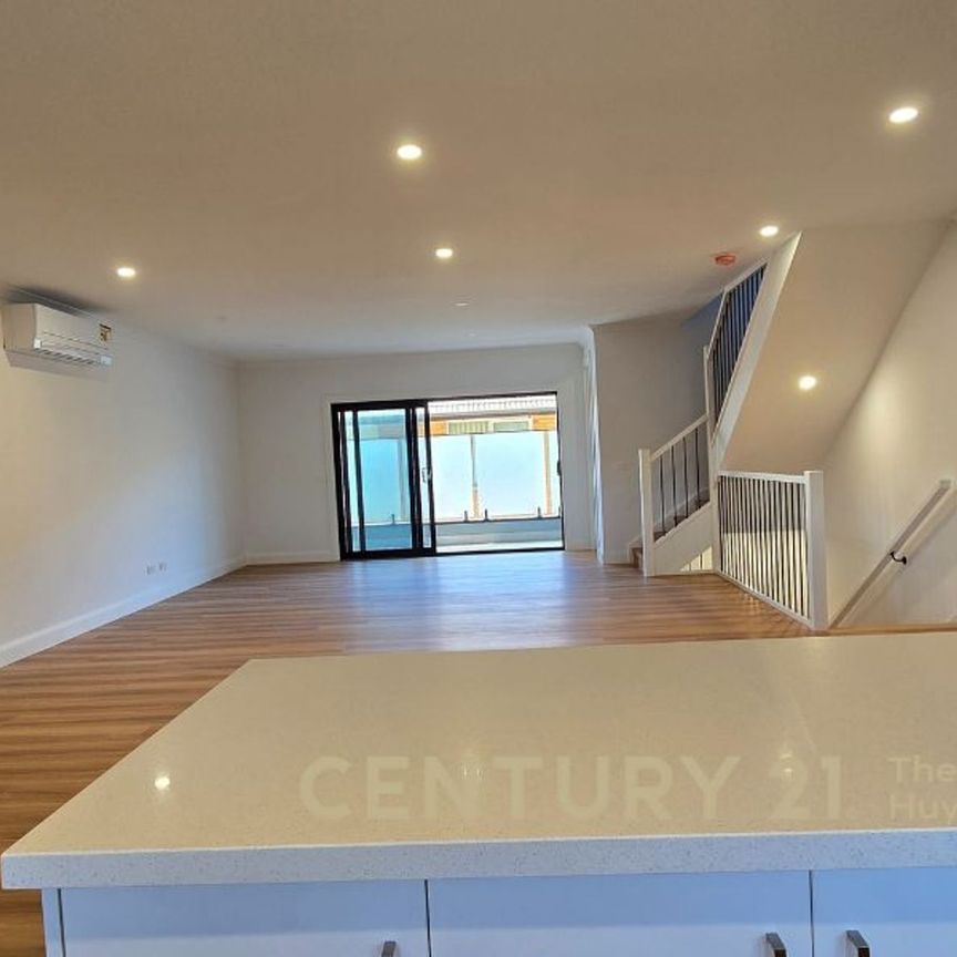 Ultra Premium Residence in the Heart of Springvale - Photo 1
