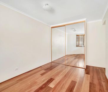Spacious and Quiet Townhouse - Photo 1