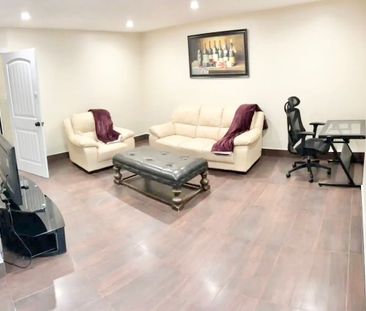 For Lease - 3025 Credit Crescent Unit# 233, Mississauga, Ontario - Photo 2