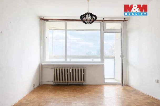 Pronájem bytu 2+1 v České Lípě, ul. Železničářská - Photo 1