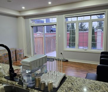 For Lease - 32 Kempenfelt Trail, Brampton, Ontario - Photo 5