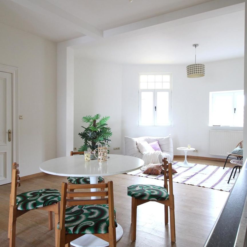 CHARMANT ART NOUVEAU APP MET TERRAS - Photo 1