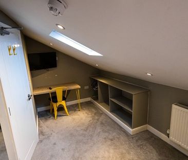 6 Bed Terraced House, Lawrence Road, L15 - Photo 6