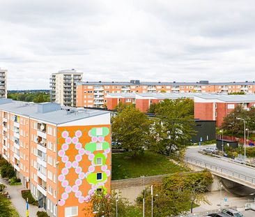 Hidinge Backe 3, Tensta - Foto 3