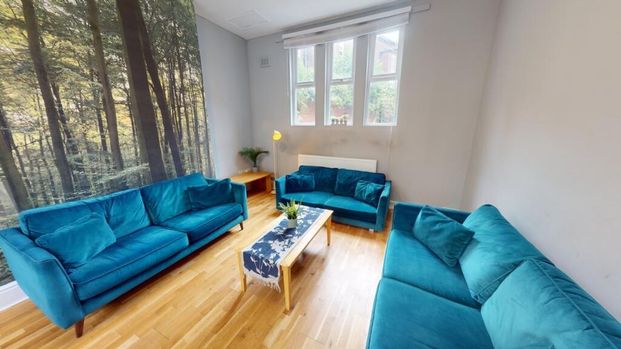 9 bedroom house to rent - Photo 1