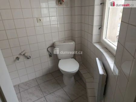 Velmi pěkný byt 1+kk s terasou, Praha 4 - Michle - Фото 5
