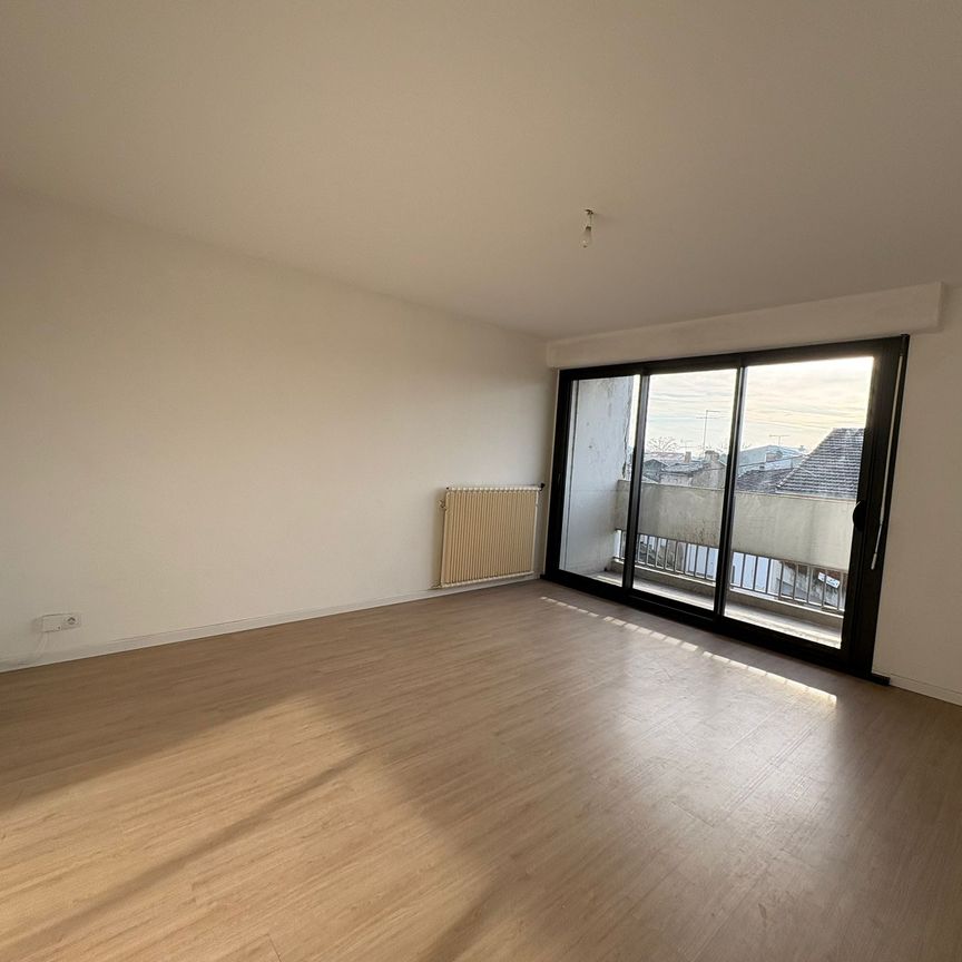 Location Appartement 2 pièces 42m² MARMANDE 47200 - Photo 1
