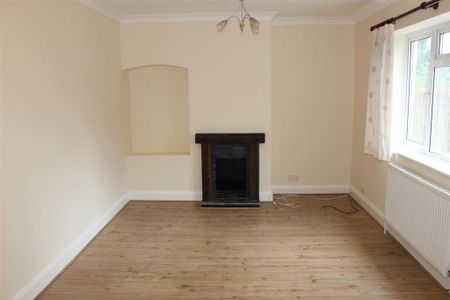 2 bedroom terraced house to rent - Photo 2