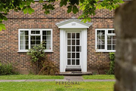 Danehurst Court, Epsom - Photo 2