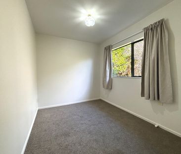 9 Elan Place, Stanmore Bay, Auckland - Photo 2