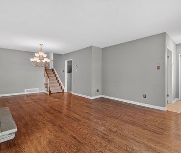 For Lease - 80 Guernsey Drive, Toronto, Ontario - Photo 2