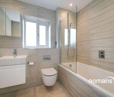 Robins Gate, Bracknell, Berkshire, RG12 - Photo 2