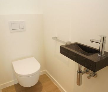 Appartement te huur in Kortrijk voor € 1.350 met 2 slaapkamers - Foto 2