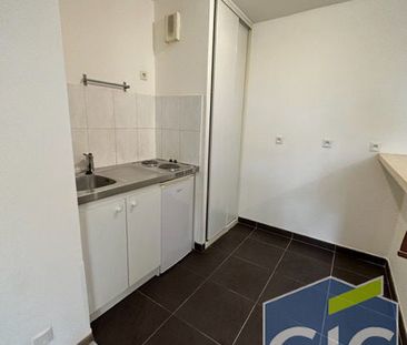 Location Appartement 2 pièces 40m² - Photo 3