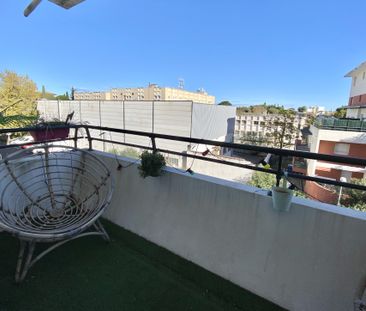 Appartement 2 pièces, terrasse et parking - Photo 1