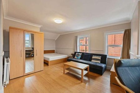 Saint John`s Hill, Clapham Junction, SW11 - Photo 4