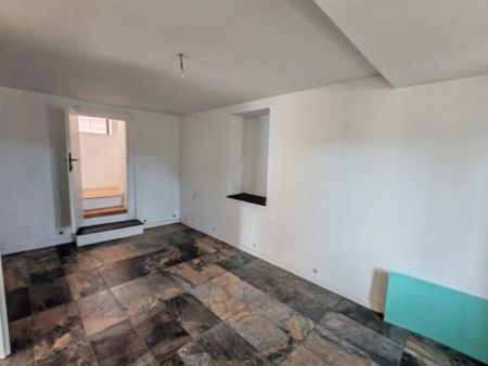 Apartament la casă, curte proprie, zona Gusterita - Photo 5
