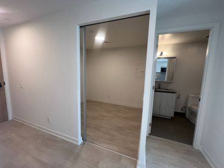 For Lease - 35 Parliament Street Unit# 723, Toronto, Ontario - Photo 2