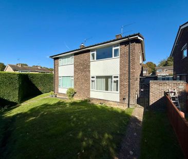3 bedroom semi-detached house to rent - Photo 5