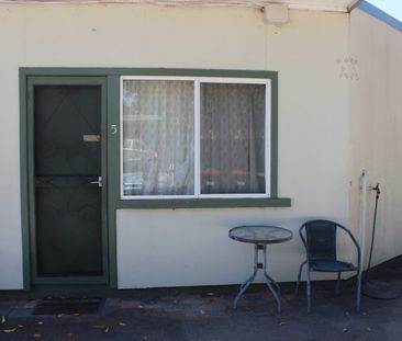 UNITS TO LET! - Photo 6