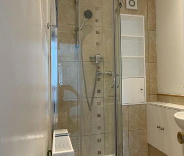 2 bedroom end of terrace house to rent - Photo 5