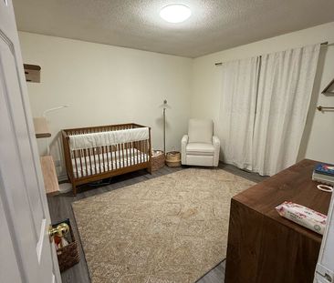 For Lease - 363 Leacock Drive, Barrie, Ontario - Photo 4