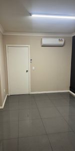 Toongabbie - Photo 3