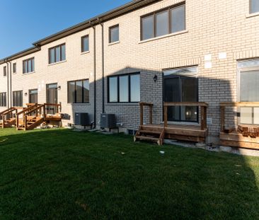 For Lease - 95 Granville Crescent, Haldimand, Ontario - Photo 4