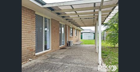 3 Bedroom Home - Side Access with Fully Fenced Yard - Photo 5
