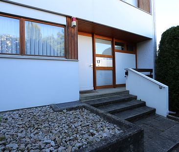 5.5-Zimmer-Eck-Einfamilienhaus an ruhiger Wohnlage in Bottmingen - Foto 3