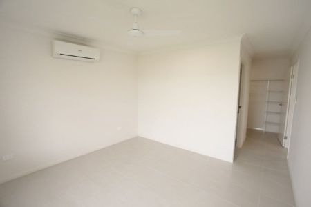 Spacious Family Home in a Quiet Court - Photo 4