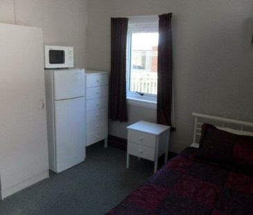 Room 1/39 Royal Terrace, Dunedin Central, Dunedin City - Photo 2