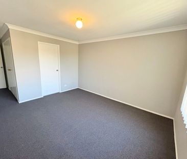 STREET FACING TOWNHOUSE!! - Photo 6