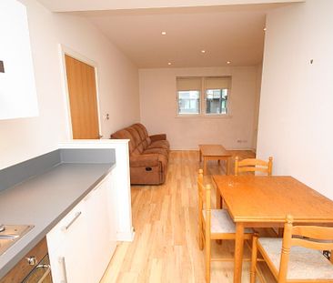 Oswald Street, 1 Bed Unfurnished Executive City Apartment, – Available 14/06/2024 - Photo 3
