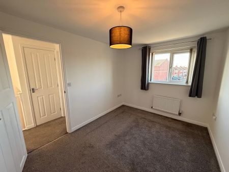 3 bedroom mews to rent - Photo 5