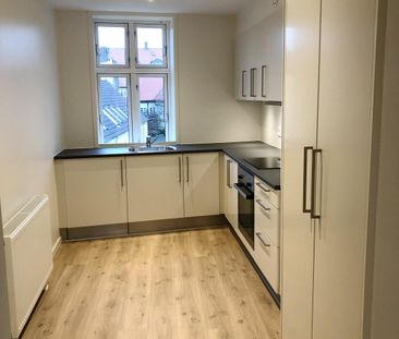 <b>Velindrettet 2-værelses lejlighed i hjertet af Aalborg</b><br> - Foto 3