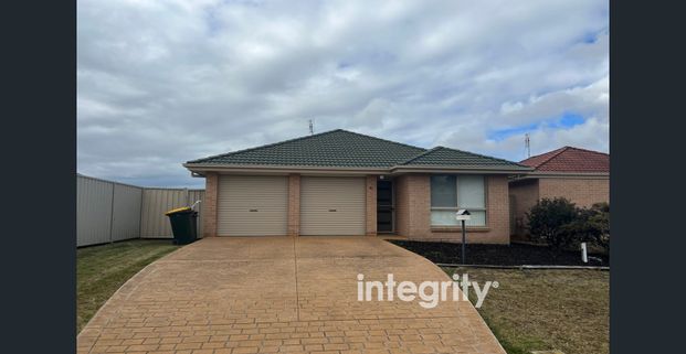 sit back and relax - Photo 1