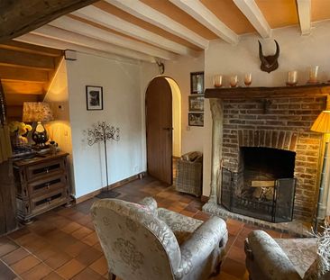 Prachtig midden in het groen gelegen villa in landelijke stijl met ... - Foto 4