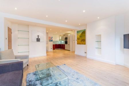 2 bedroom flat to rent - Photo 2