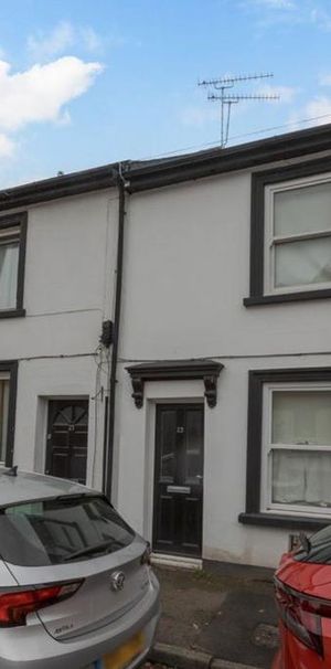 2 bedroom terraced house to rent - Photo 1