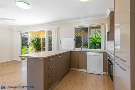 2/1 Camira Close, 4350, Harristown Qld - Photo 5