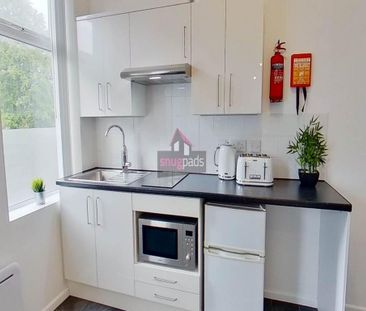 Studio to rent - Photo 5