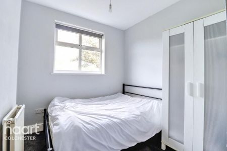 1 bedroom in a house share to rent - Photo 4